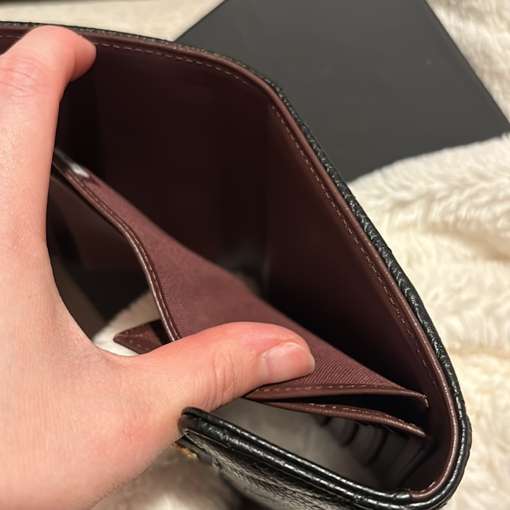 Chanel Wallet - Picture 10 of 11